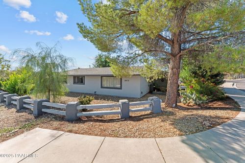 1875 W Aguila Dr, Wickenburg, AZ, 85390-1102 | Card Image