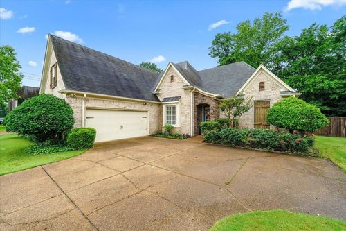 1655 Newton Oak Cir W, Memphis, TN, 38117-7313 | Card Image