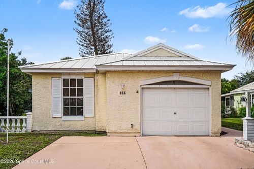 866 Wateroak Dr Ne, Palm Bay, FL, 32905-4689 | Card Image