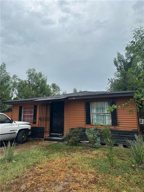 2117 Date Palm Ave, McAllen, TX, 78501-6965 | Card Image