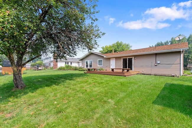 532 Apache Ln, House other with 3 bedrooms, 2 bathrooms and 1 parking in Carol Stream IL | Image 16