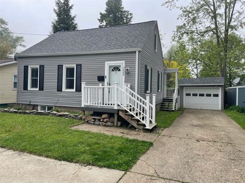3626 Lake Rd, Erie, PA, 16505-3402 | Card Image