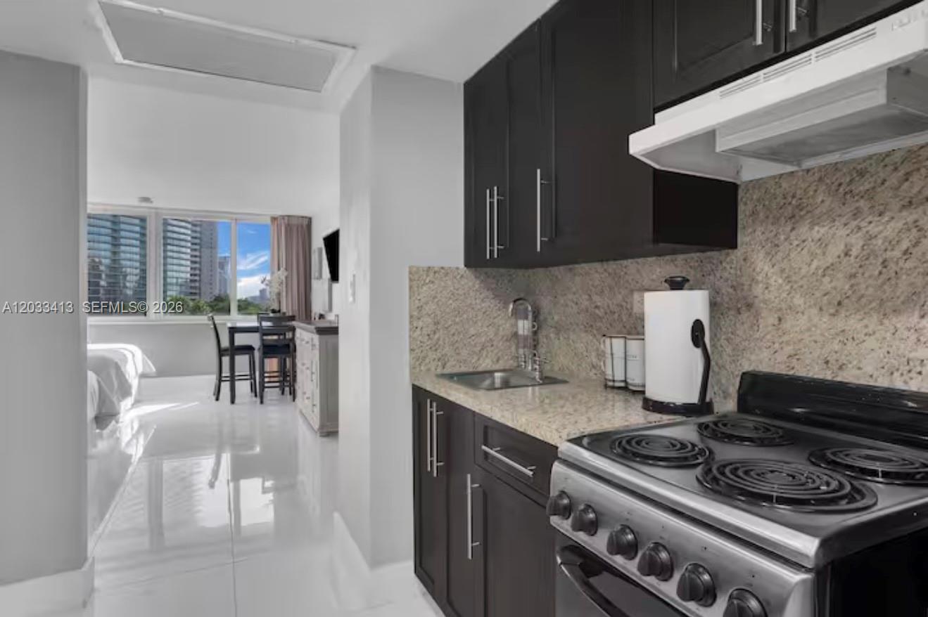 Residential in Sunny Isles Beach 2