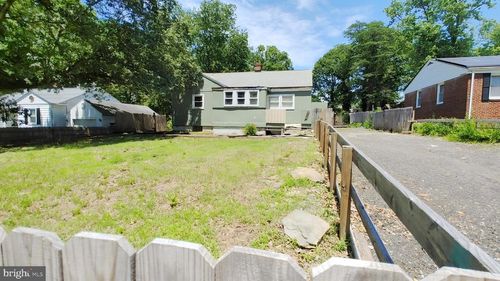 6410 Woodley Rd, CLINTON, MD, 20735-2674 | Card Image