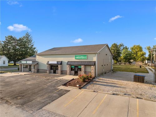 1512 S Main St, Paris, IL, 61944-2912 | Card Image