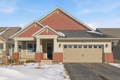 15623 Eddington Way, Apple Valley, MN, 55124-6172 | Card Image