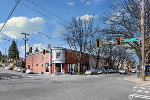5619 Rainier Ave S, Seattle, WA, 98118-2442 | Card Image
