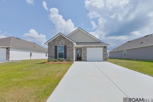 14262 Ruffian Avenue, Denham Springs, LA, 70726 | Card Image
