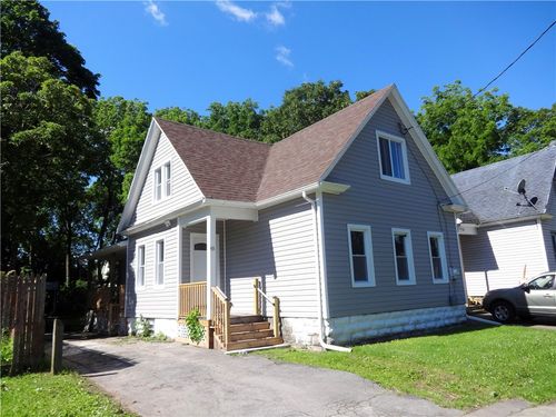 43 Brayer St, Rochester, NY, 14606-1138 | Card Image