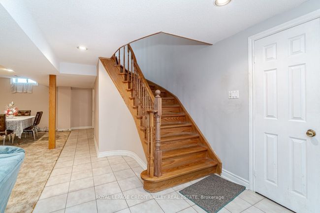10 Polygon Crt, House other with 4 bedrooms, 3 bathrooms and 4 parking in Brampton ON | Image 28
