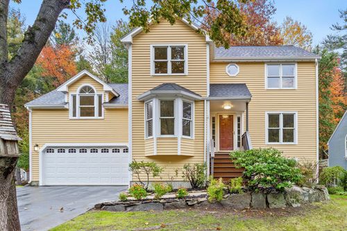 15 Quail Hollow Dr, Shrewsbury, MA, 01545-4074 | Card Image