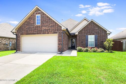 208 Saint Faith St, Youngsville, LA, 70592-6697 | Card Image