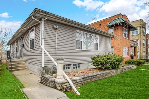 3660 Washington St, Gary, IN, 46408-3951 | Card Image