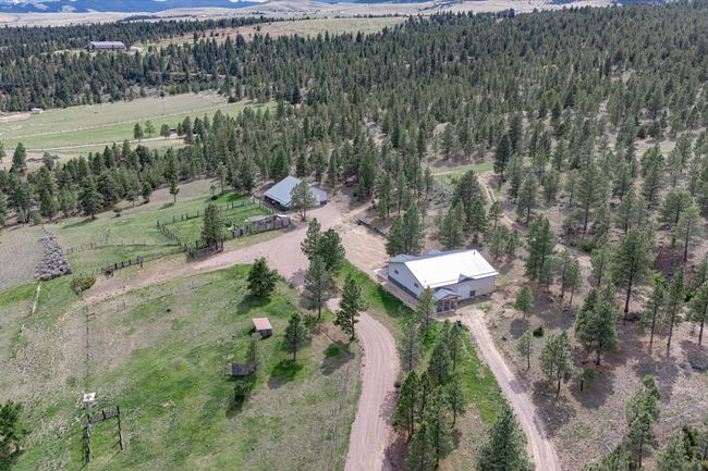 6325 Vista Grande Rd, House other with 5 bedrooms, 4 bathrooms and null parking in Helena MT | Image 9