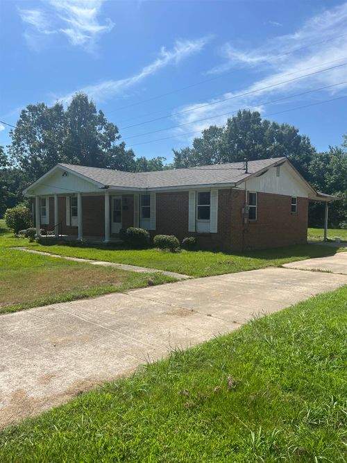 502 E Darling St, Paragould, AR, 72450-2025 | Card Image