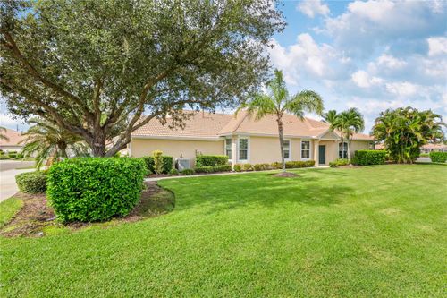 5064 Whispering Oaks Dr, North Port, FL, 34287-2390 | Card Image