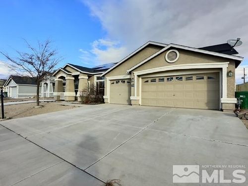 902 Jones Way, Fernley, NV, 89408 | Card Image