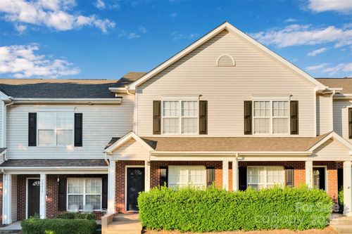 10456 Stokeshill Ct, Pineville, NC, 28134-6330 | Card Image