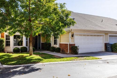 201-845 N Valley View Dr, St. George, UT, 84770-5012 | Card Image