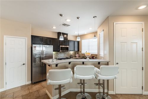 183-6255 W Arby Ave, Las Vegas, NV, 89118-4644 | Card Image