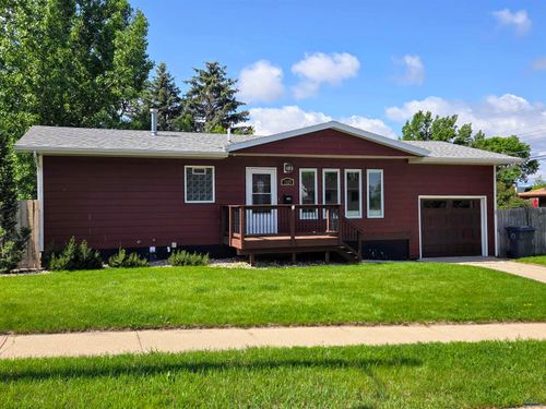 2125 Arroyo Dr, RAPID CITY, SD, 57702-5100 | Card Image