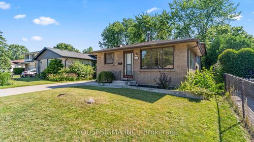 703 Millbank Dr, London, ON, N6E1Y7 | Card Image