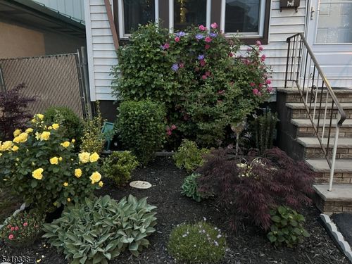 515 E Blancke St, Linden, NJ, 07036-2801 | Card Image