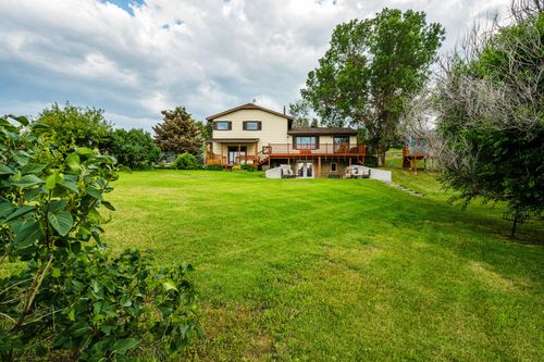2 Valley View Dr, Sheridan, WY, 82801-8524 | Card Image