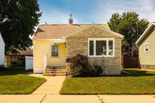 1814 19th Street S, La Crosse, WI, 54601 | Card Image