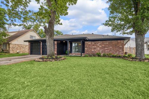6026 Golden Forest Drive, Houston, TX, 77092 | Card Image