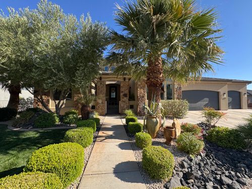 1240 E Nazareth Dr, Washington, UT, 84780-2941 | Card Image