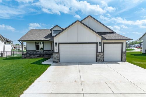 296 S Wellcrest Ct, Goddard, KS, 67052-2500 | Card Image