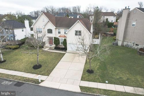 11 Exton Cir, CHERRY HILL, NJ, 08003-2960 | Card Image