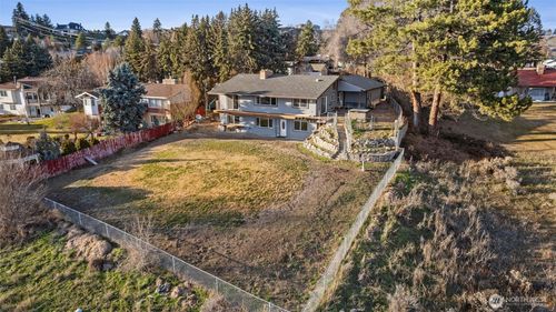 514 Ash St N, Omak, WA, 98841-9368 | Card Image