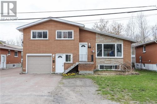 37 Wagner St, Sudbury, ON, P3E2P4 | Card Image