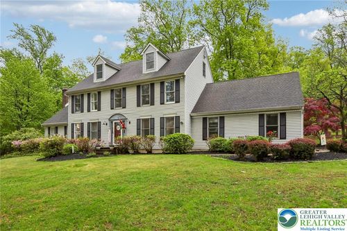 750 Texas Rd, Williams Twp, PA, 18042-9550 | Card Image