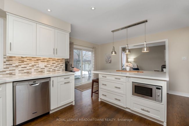 206 Eaton St, House other with 5 bedrooms, 4 bathrooms and 2 parking in Georgetown ON | Image 12