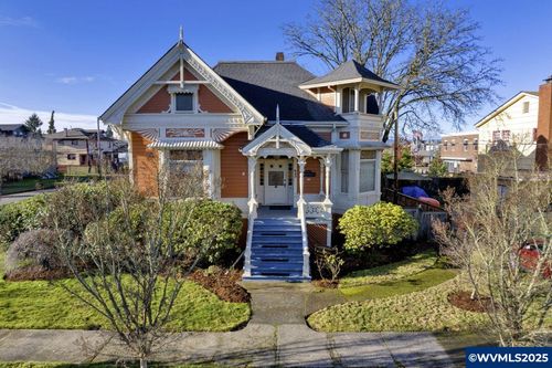 632 Baker St Se, Albany, OR, 97321-2911 | Card Image