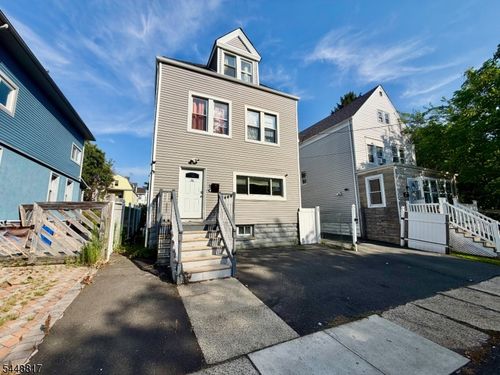36 Augusta St, Irvington, NJ, 07111-3504 | Card Image