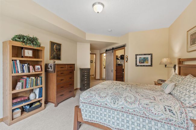 30-web-or-mls-2565 Franklin Ave 211-30.jpg | Image 15