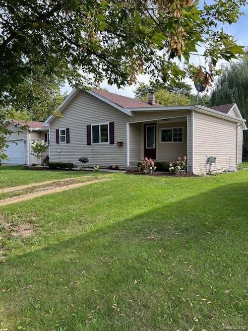 645 S Elm St, Lapeer, MI, 48446-2416 | Card Image