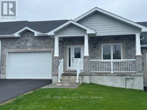 22 Douglas Marshall Cres, Brockville, ON, K6V0E7 | Card Image