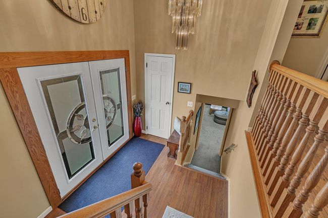 Not your average entryway! This has more of a "Grand Entry" look you would see in a 2 story! With double doors, a coat closet and plenty of room for benches. | Image 4
