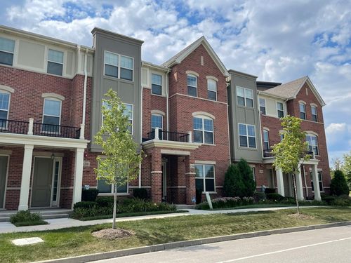 1208 Byrne Blvd, Vernon Hills, IL, 60061-5109 | Card Image