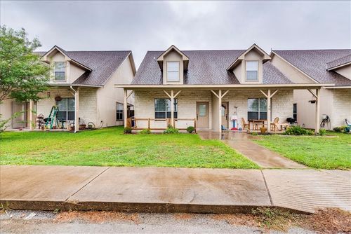 f-126 Sandstone Dr, Jarrell, TX, 76537-1368 | Card Image