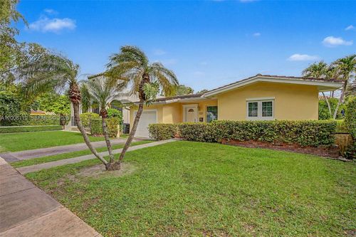 307 Sarto Ave, Coral Gables, FL, 33134-7219 | Card Image