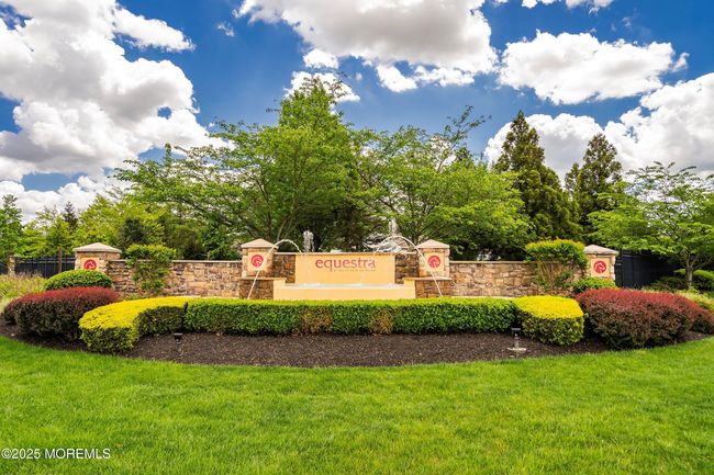 19 E Francesa Ct, Home with 3 bedrooms, 3 bathrooms and null parking in Farmingdale NJ | Image 45
