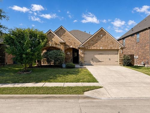 304 Blythe Bridge Dr, Roanoke, TX, 76262-6404 | Card Image
