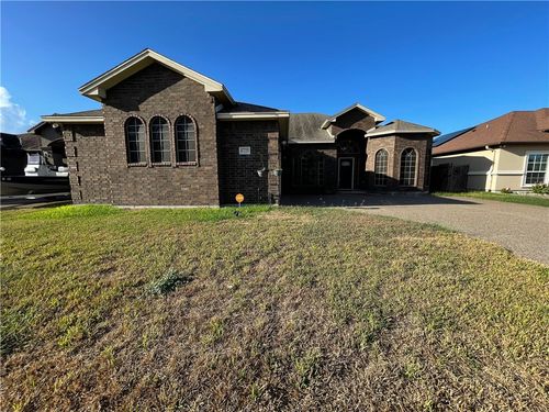6725 Brooke Rd, Corpus Christi, TX, 78414-5504 | Card Image