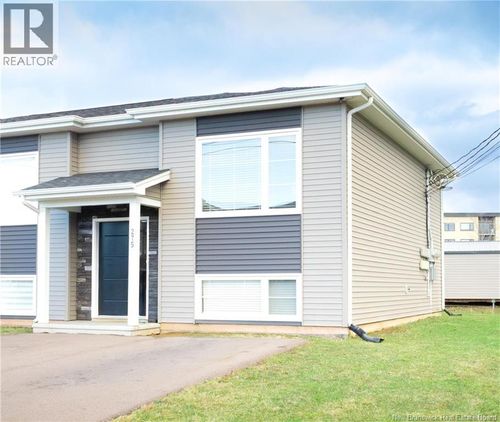 275 Des Erables St, Dieppe, NB, E1A9B1 | Card Image